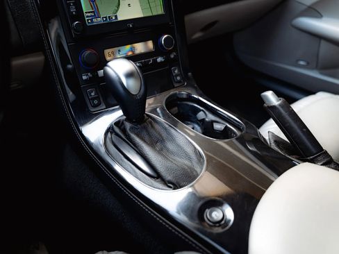 Used 2008 Chevrolet Corvette Coupe w/ Preferred Equipment Group image 50