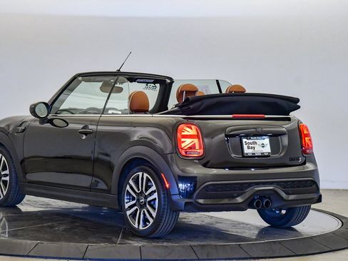 Certified 2023 MINI Cooper S w/ Signature Upholstery Package image 37