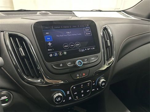 Used 2023 Chevrolet Equinox RS w/ RS Leather Package image 11