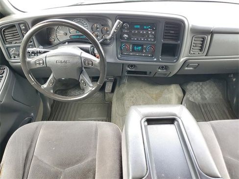 Used 2003 GMC Sierra 2500 SLE w/ Skid Plate Package image 20