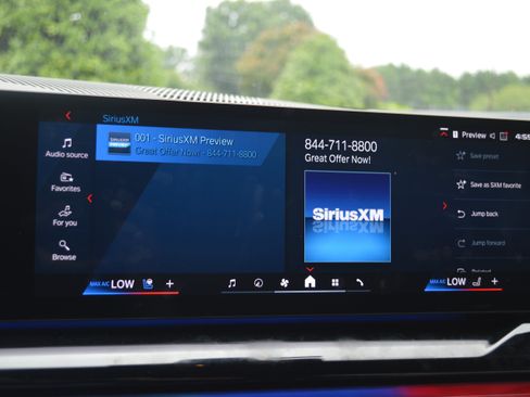 Used 2025 BMW M5 AWD/4WD image 22