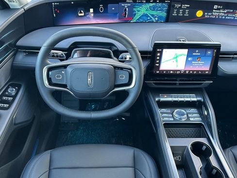 New 2026 Lincoln Nautilus Premier w/ Jet Appearance Package image 13