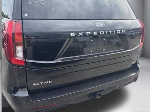 Certified 2025 Ford Expedition Max Active RWD image 10