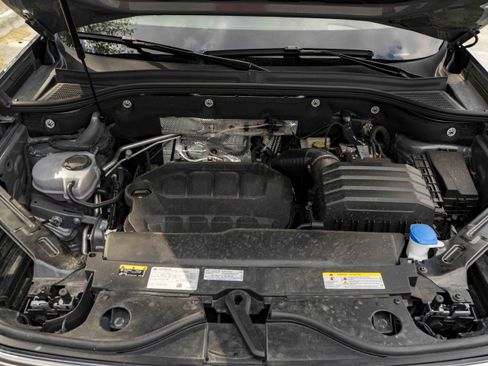 Used 2025 Volkswagen Atlas Cross Sport SEL Premium R-Line image 48