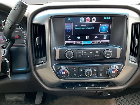Used 2015 Chevrolet Silverado 1500 LT w/ LT Convenience Package AWD/4WD image 6