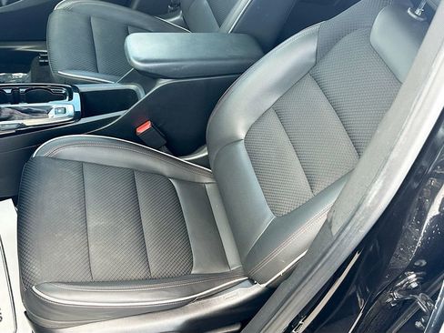 Used 2021 Chevrolet TrailBlazer RS w/ Technology Package FWD image 19