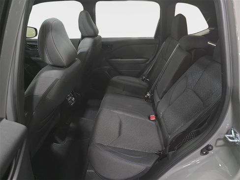 Used 2025 Subaru Forester Premium image 12