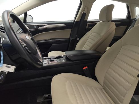 Used 2018 Ford Fusion S image 17