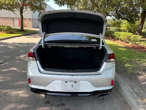 Used 2018 Hyundai Sonata SE FWD image 11