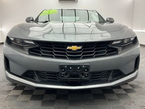 Used 2022 Chevrolet Camaro LT RWD image 2