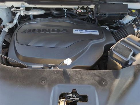 Used 2020 Honda Pilot Touring image 29