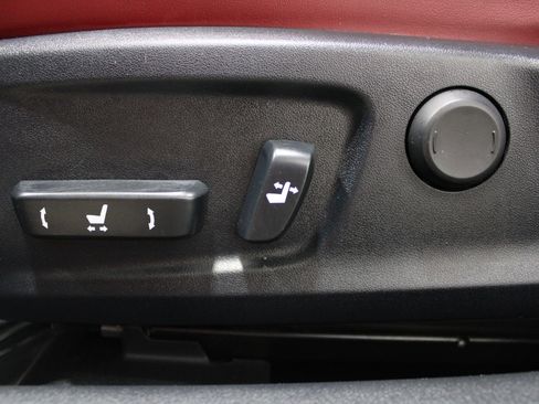 Used 2016 Lexus IS 350 AWD w/ F Sport Package image 45