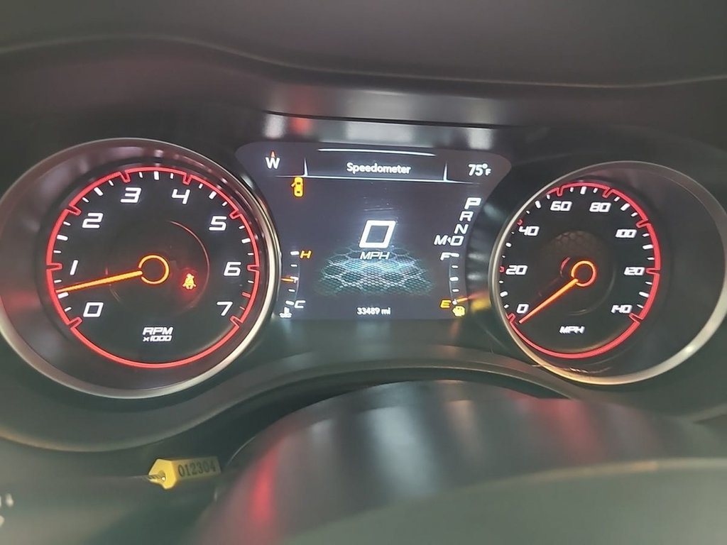Used 2023 Dodge Charger SXT RWD image 8
