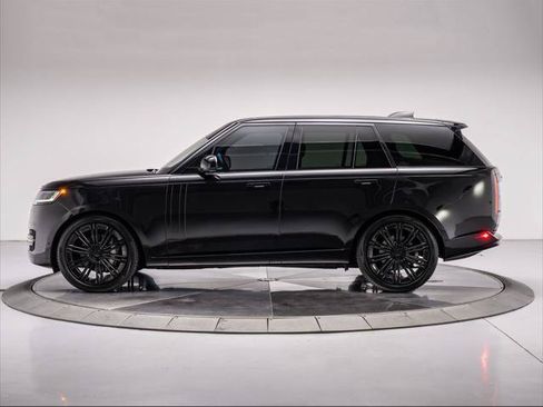 Used 2023 Land Rover Range Rover SE AWD/4WD image 2