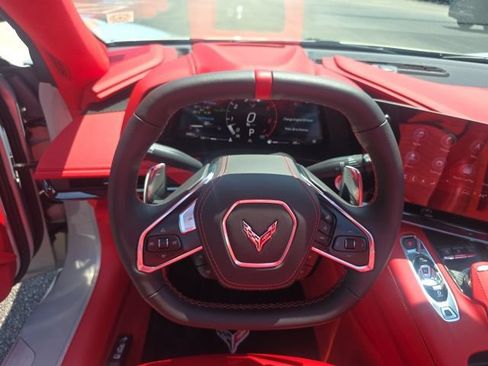 Used 2023 Chevrolet Corvette Stingray Premium Conv w/ Z51 Performance Package RWD image 15