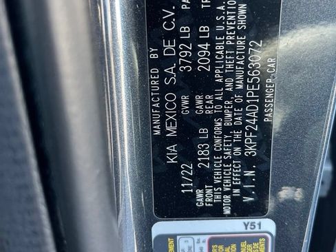 Used 2023 Kia Forte LXS w/ LXS Technology Package FWD image 9