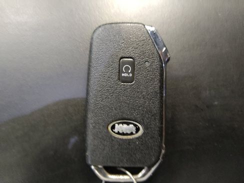 Used 2021 Kia Telluride S FWD image 32