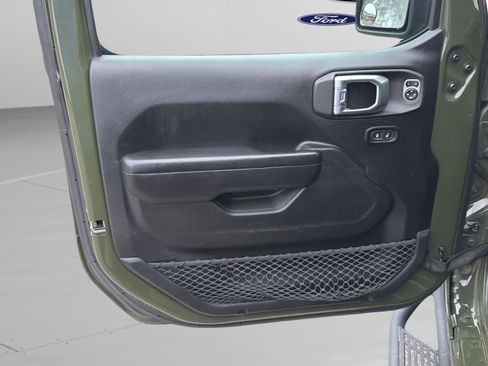 Used 2020 Jeep Wrangler Unlimited Rubicon w/ LED Lighting Group image 24