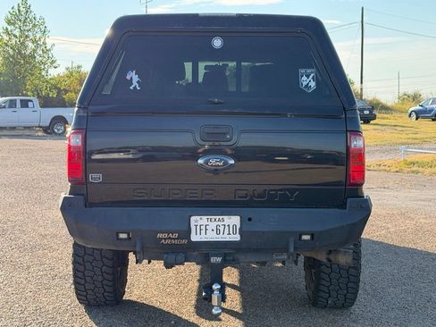 Used 2014 Ford F250 Lariat w/ Lariat Interior Package AWD/4WD image 7