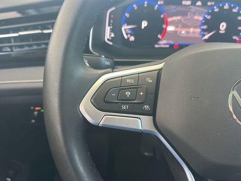 Used 2025 Volkswagen Jetta SEL image 22