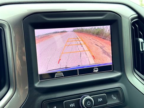 Used 2023 Chevrolet Silverado 1500 Custom image 25