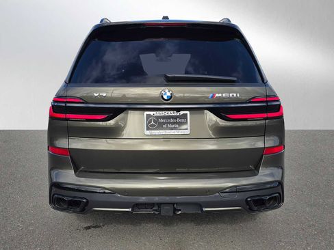 Used 2025 BMW X7 M60i w/ Executive Package image 4