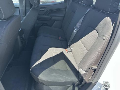 Used 2023 Chevrolet Colorado LT RWD image 12