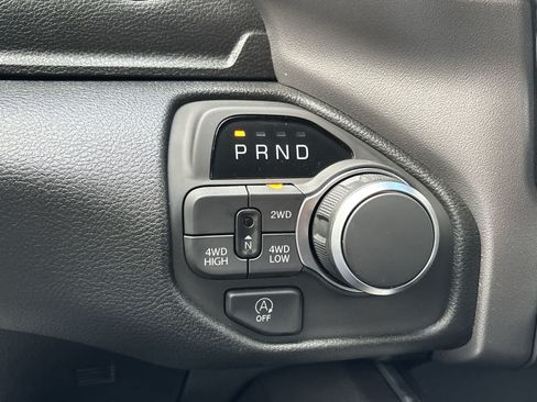 New 2026 RAM 1500 Express AWD/4WD image 22