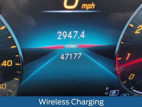 Used 2020 Mercedes-Benz GLE 350 4MATIC w/ Premium Package image 28