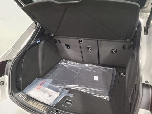 New 2026 Porsche Macan Turbo image 31