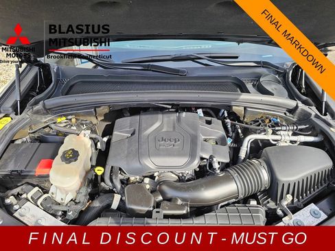 Used 2022 Jeep Grand Cherokee Overland w/ Luxury Tech Group IV image 31