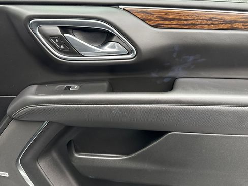 Used 2024 Chevrolet Tahoe Premier image 23