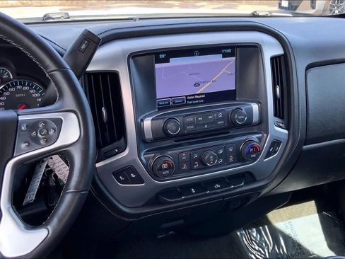 Used 2017 GMC Sierra 1500 SLE w/ SLE Value Package image 6