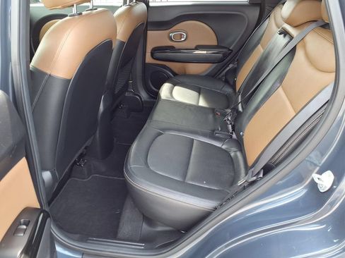 Used 2016 Kia Soul + w/ Audio Package FWD image 21