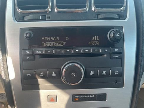 Used 2011 GMC Acadia SL w/ Preferred Package image 22