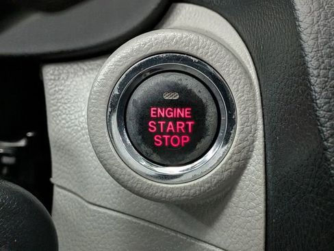 Used 2014 Subaru Forester 2.5i Touring AWD/4WD image 25