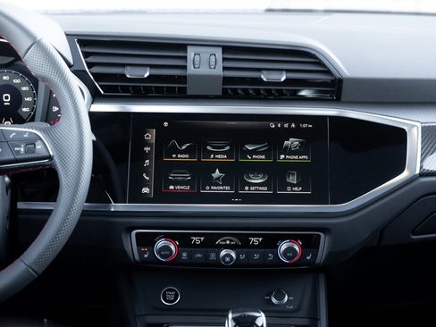 New 2025 Audi Q3 2.0T Premium Plus image 13