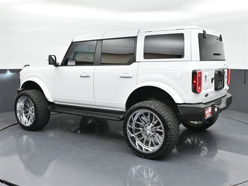 Used 2025 Ford Bronco Outer Banks AWD/4WD image 26