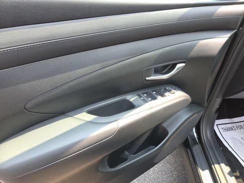 Certified 2025 Hyundai Tucson SEL AWD/4WD image 11