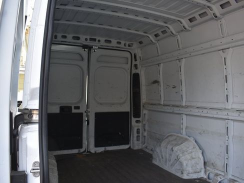 Used 2023 RAM ProMaster 3500 w/ Driver Convenience Group image 28