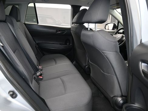 Used 2023 Toyota Corolla Cross LE image 37