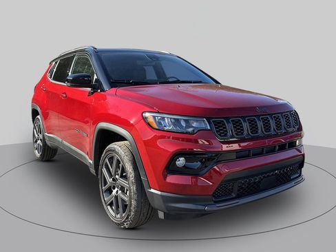 New 2026 Jeep Compass Limited w/ Sun, Sound & Navigation Group AWD/4WD image 1