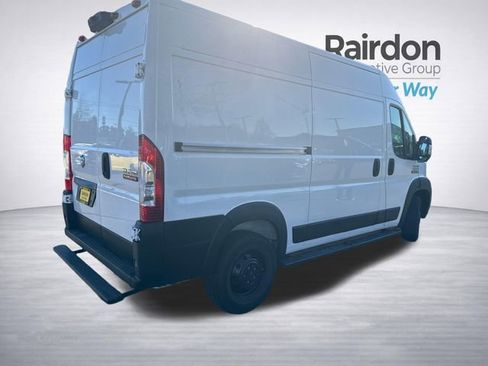 Used 2021 RAM ProMaster 2500 w/ Convenience Group FWD image 7