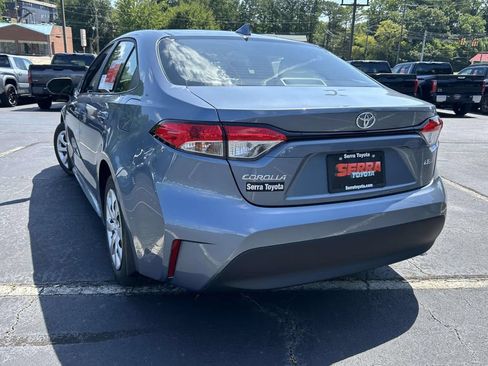 New 2026 Toyota Corolla LE FWD image 5