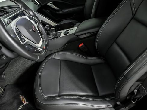 Used 2018 Chevrolet Corvette Z06 RWD image 21