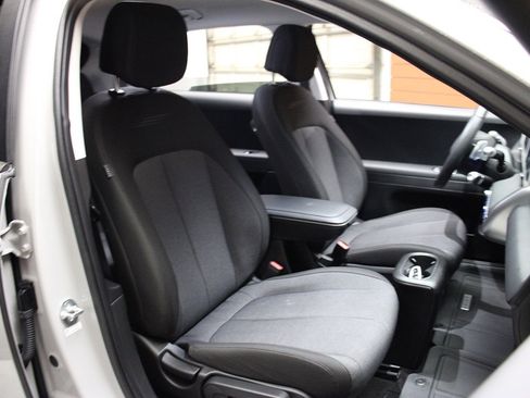 Used 2024 Hyundai Ioniq 5 SEL image 34