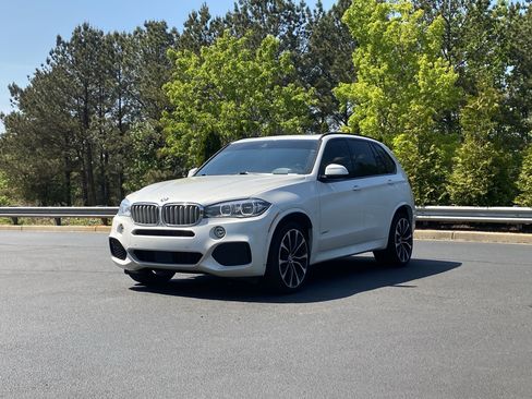 Used 2018 BMW X5 xDrive50i image 11