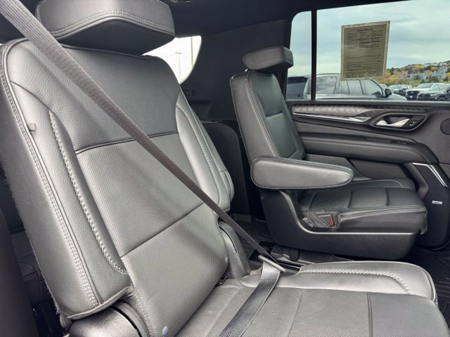 Used 2024 GMC Yukon XL Denali AWD/4WD image 28