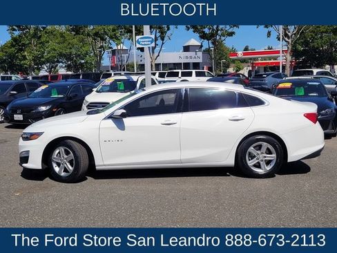 Used 2022 Chevrolet Malibu LS w/ Driver Confidence Package II FWD image 5