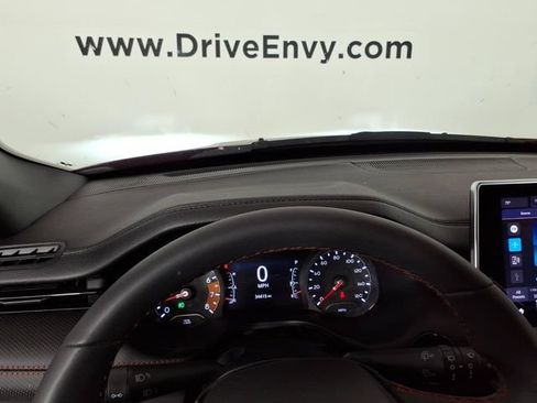 Used 2023 Jeep Compass Trailhawk AWD/4WD image 24